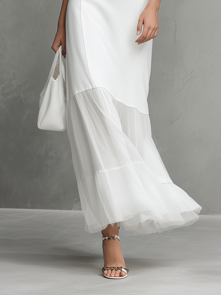 Elegantes weisses ärmelloses Kleid für Frauen aus Milchseide und Chiffon-Elementen