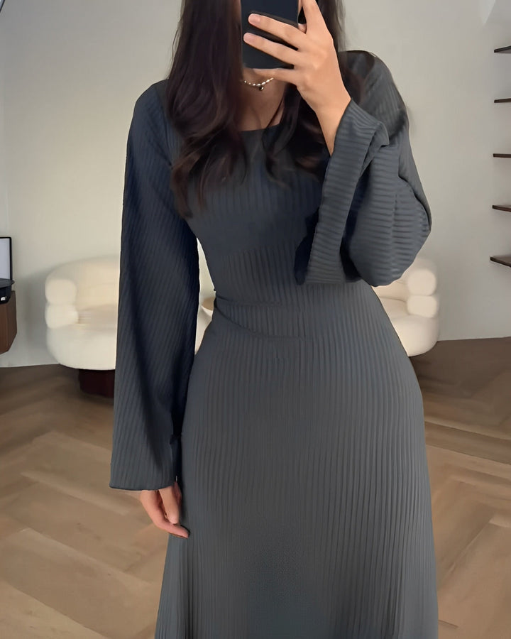 Aiah - Elegantes Strick-Maxikleid