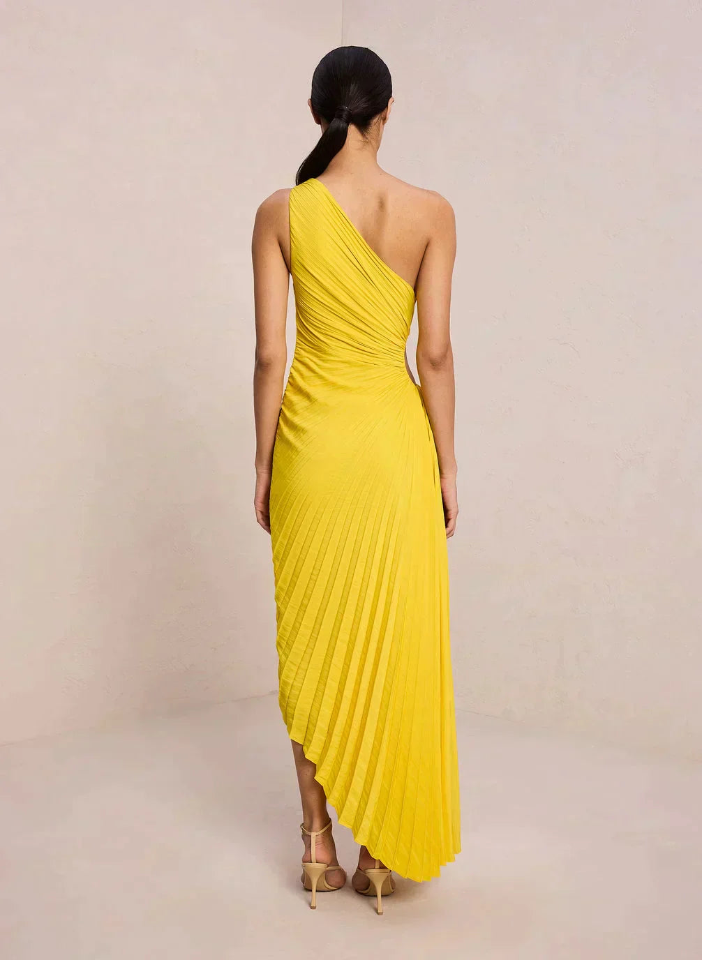 Sylviana - Ein Schulter Falten Midi Kleid
