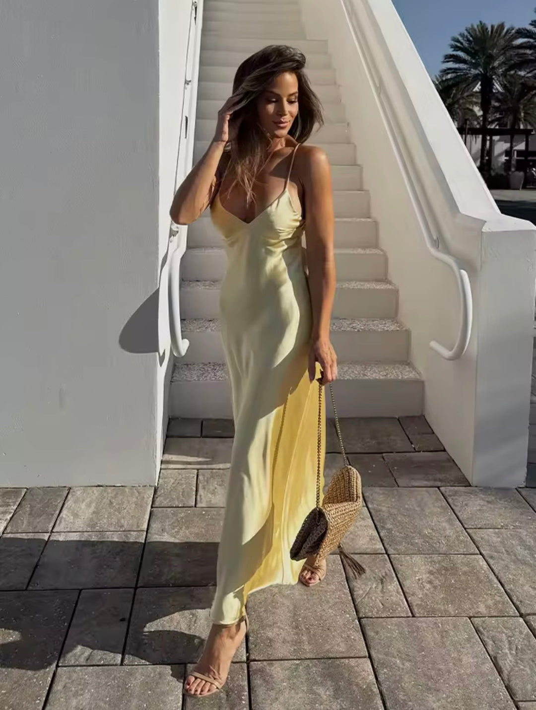 Nikka - Langes Satin Slip Maxikleid
