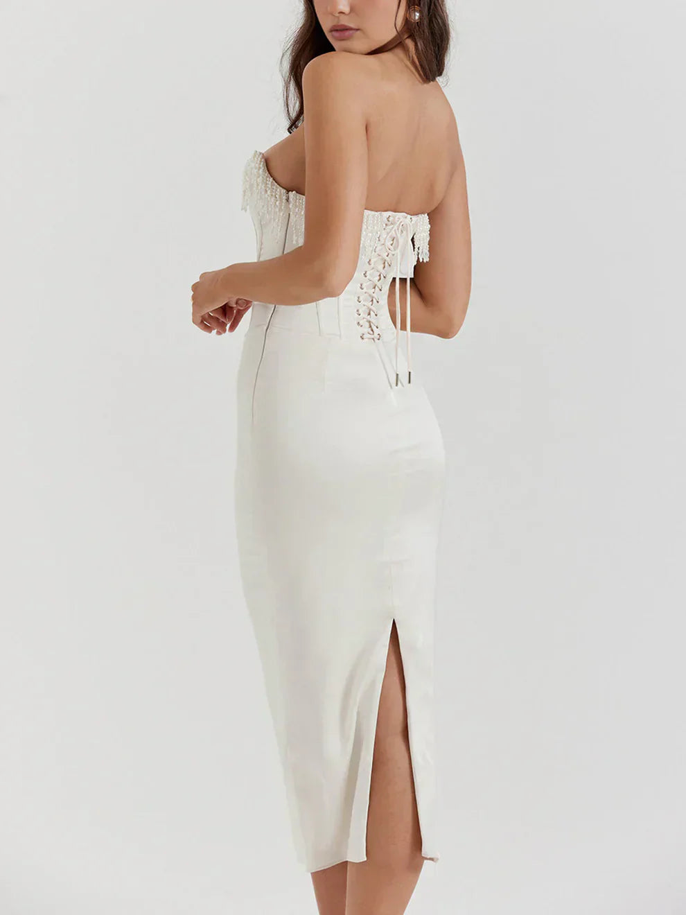 Zahra - Atemhaftes Satin-Midi-Kleid