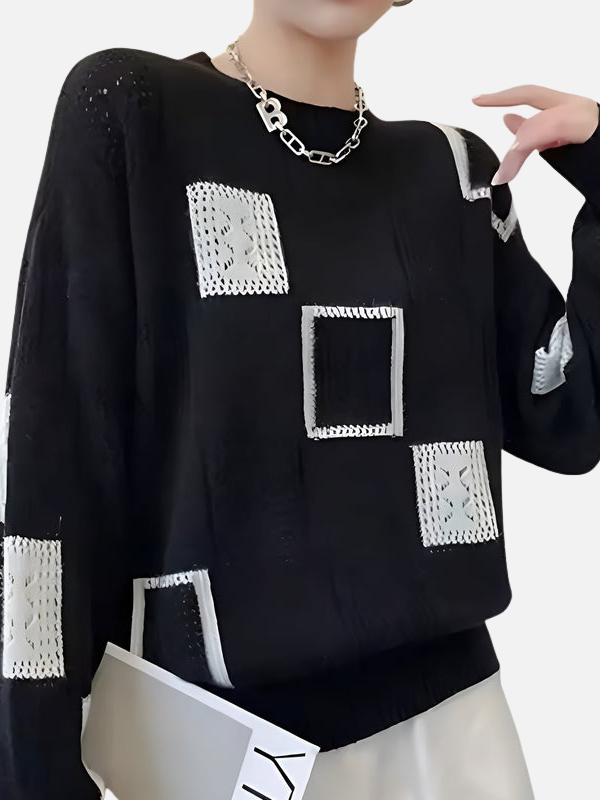 Camilla | Gemusterter Strickpullover mit Lochmuster