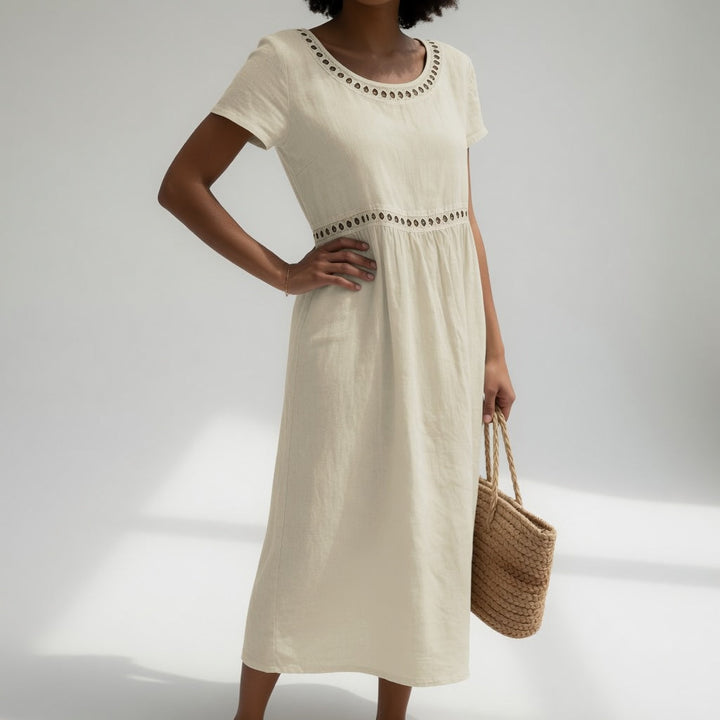 Aveline | Besticktes Fluidkleid