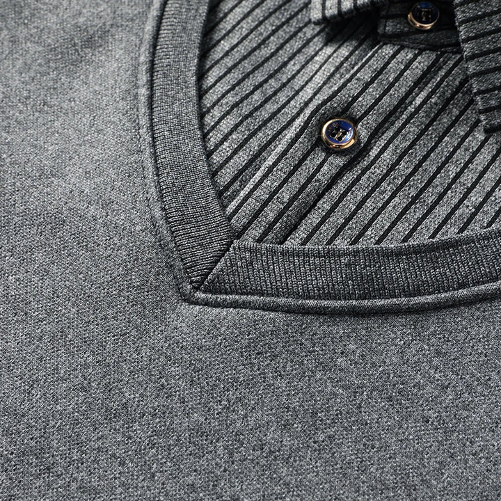 Herren 2-in-1 Pullover mit Hemdkragen und V-Ausschnitt | Valcor Zürich
