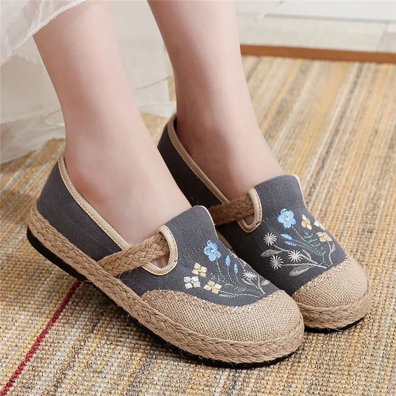 Ella | Boho Bestickte Canvas-Schuhe