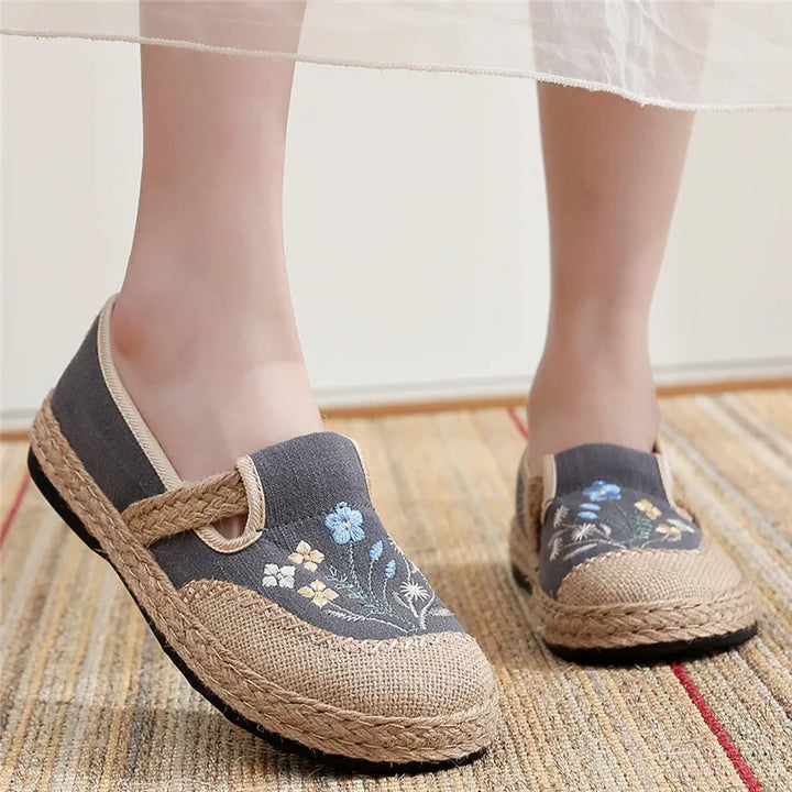 Ella | Boho Bestickte Canvas-Schuhe