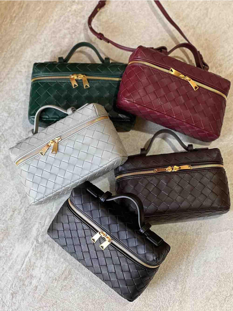 Celeste Sleek Mini Box Handtasche