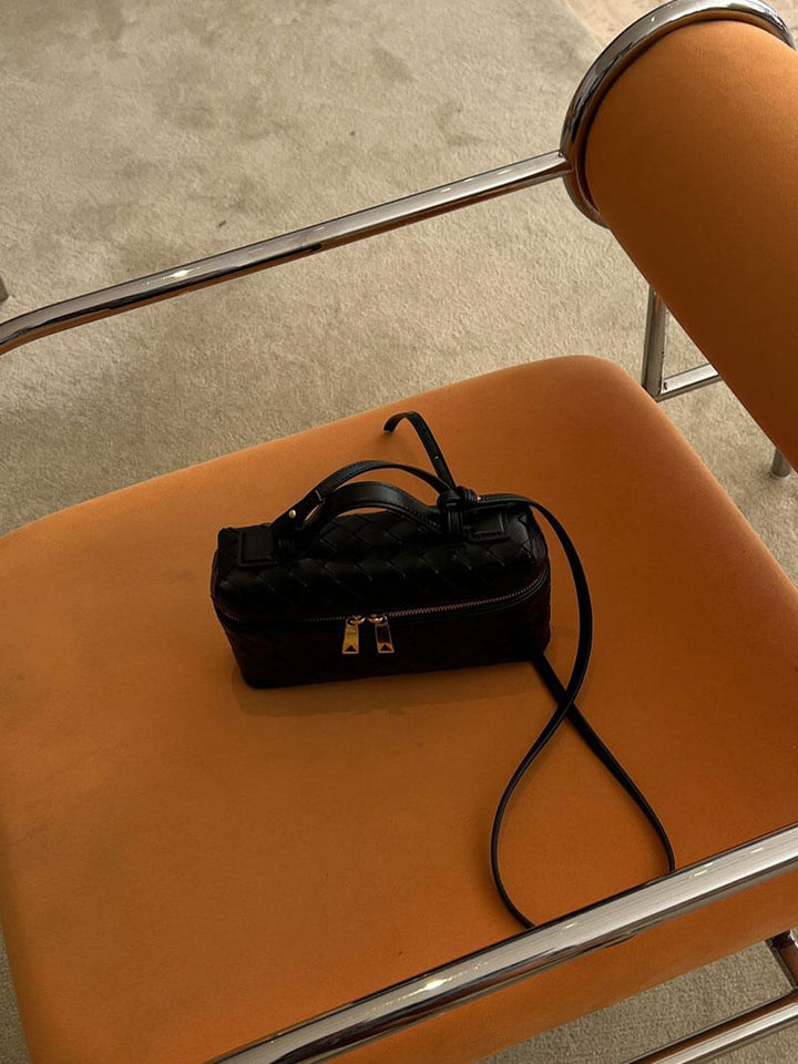 Celeste Sleek Mini Box Handtasche