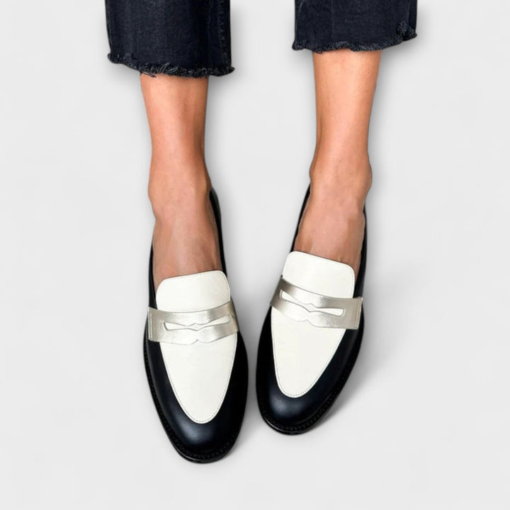 Iris - Elegante schwarze Slipper