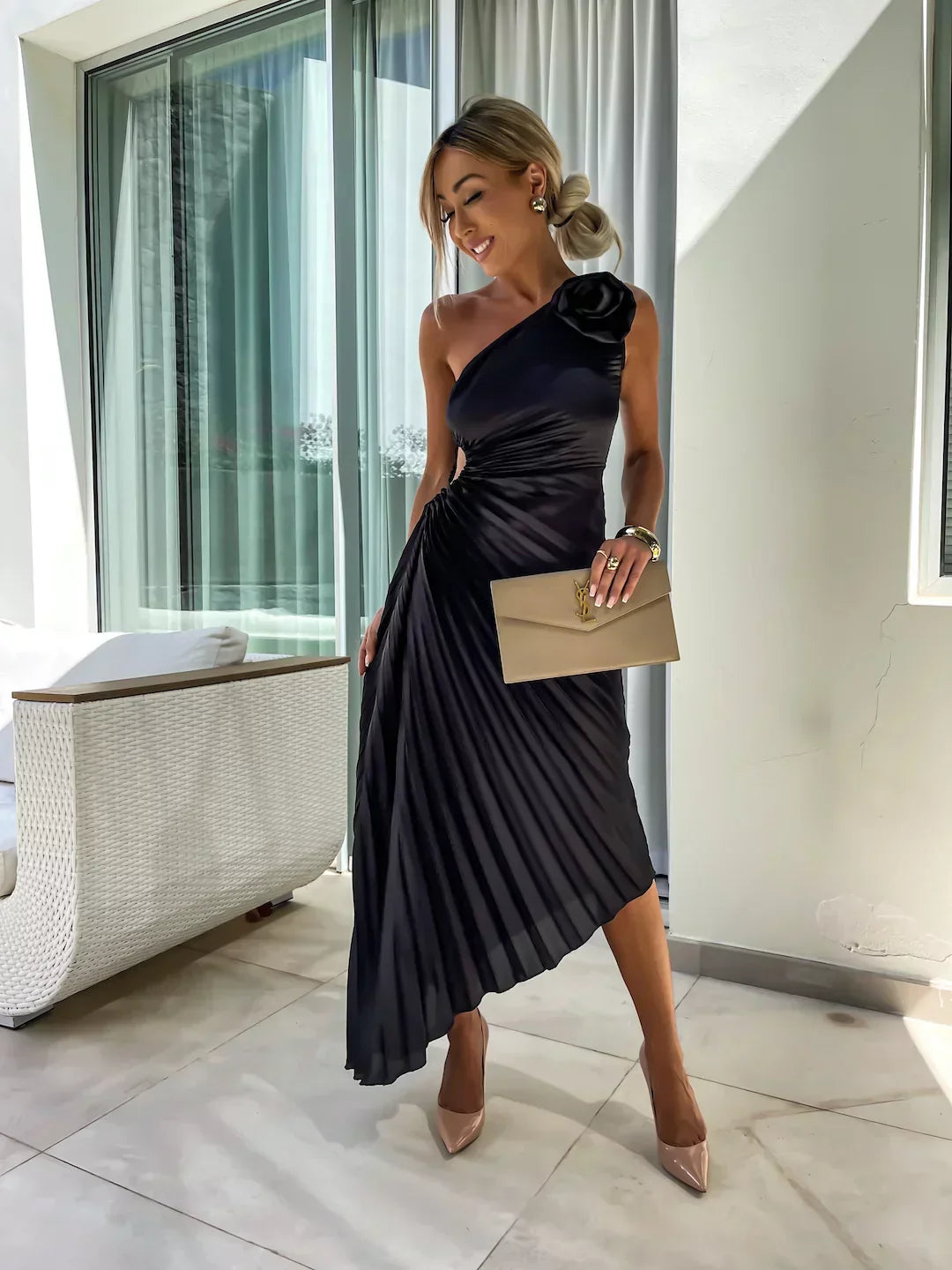 Lizbeth - Blumenschulter Maxikleid