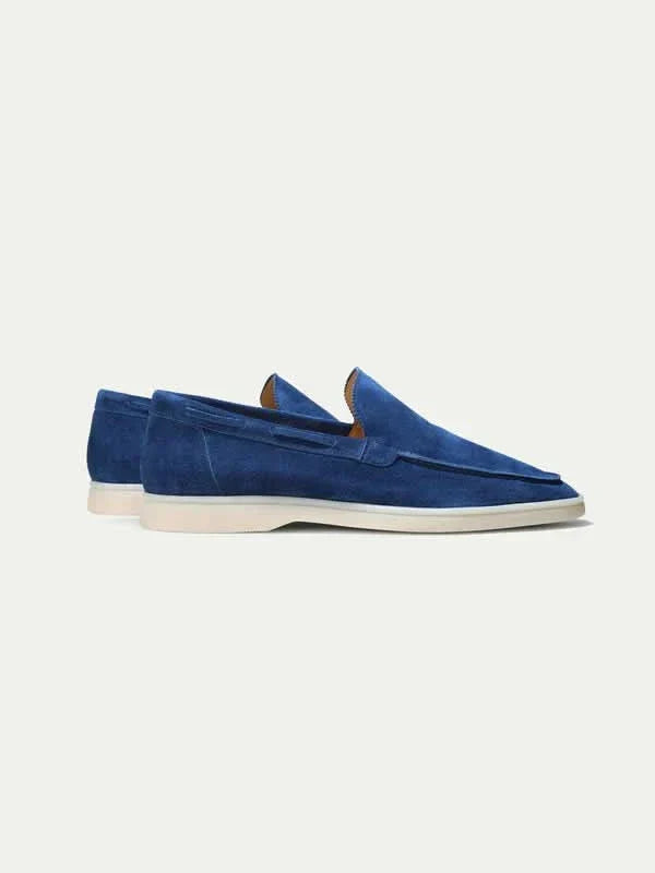 Klassischer Wildleder Loafer Berry Blue