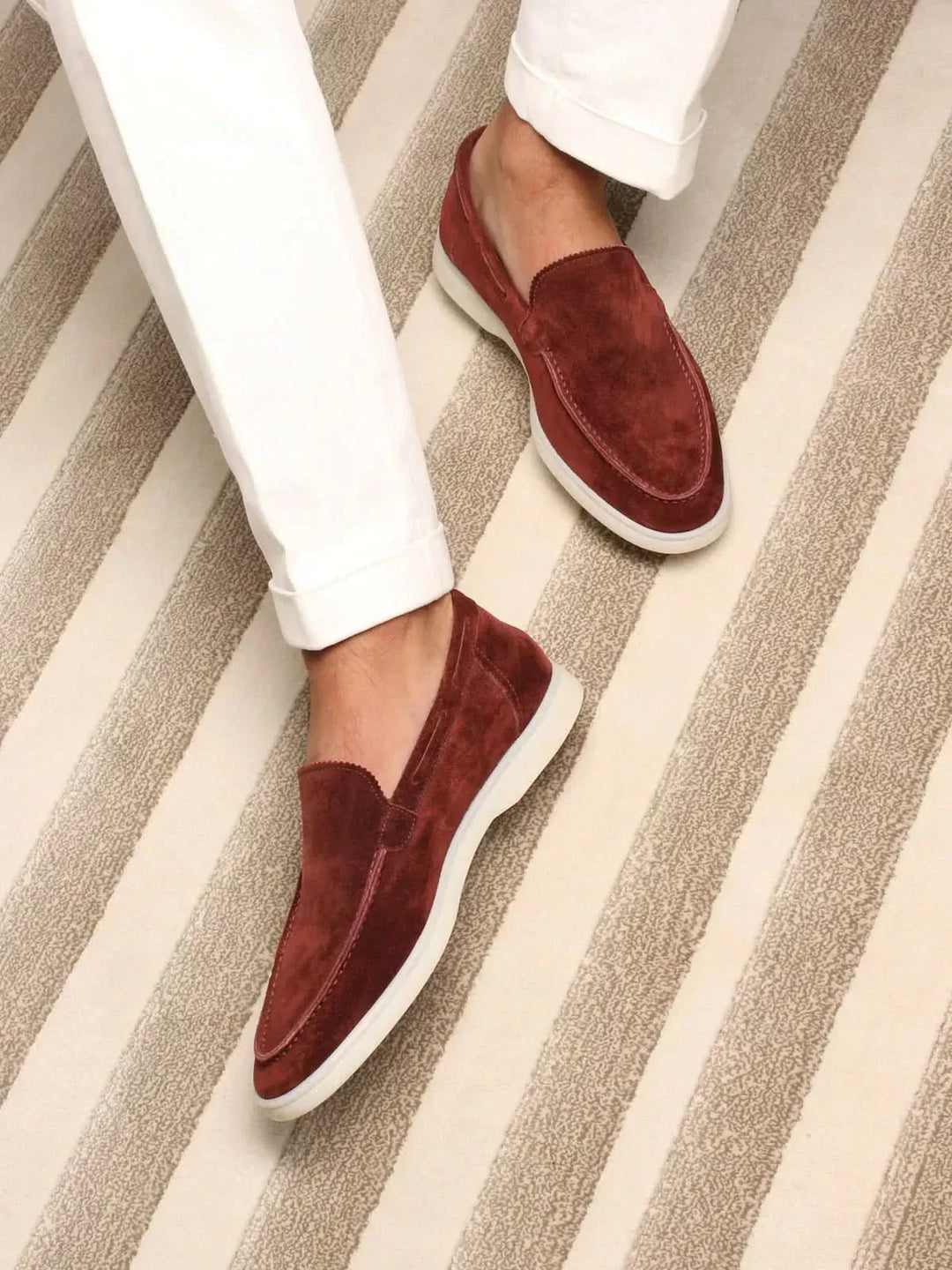 Klassischer Wildleder Loafer Bordeaux