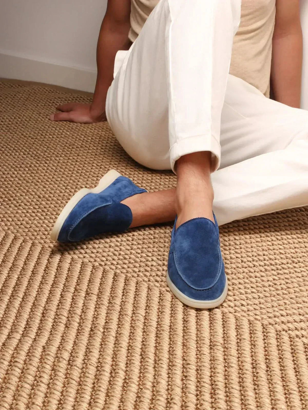 Klassischer Wildleder Loafer Berry Blue