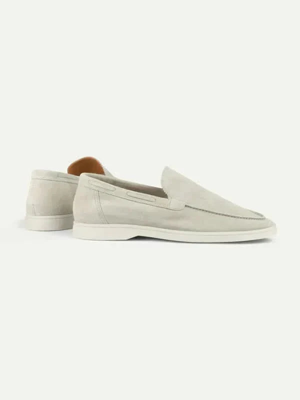 Klassischer Wildleder Loafer Creme